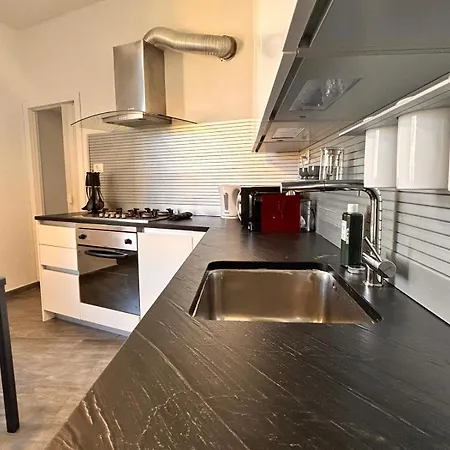 Gigis Con Terrazza E Giardino Privato Apartamento Manarola