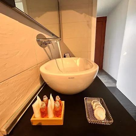 Apartamento Gigis Con Terrazza E Giardino Privato *