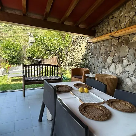Apartamento Gigis Con Terrazza E Giardino Privato